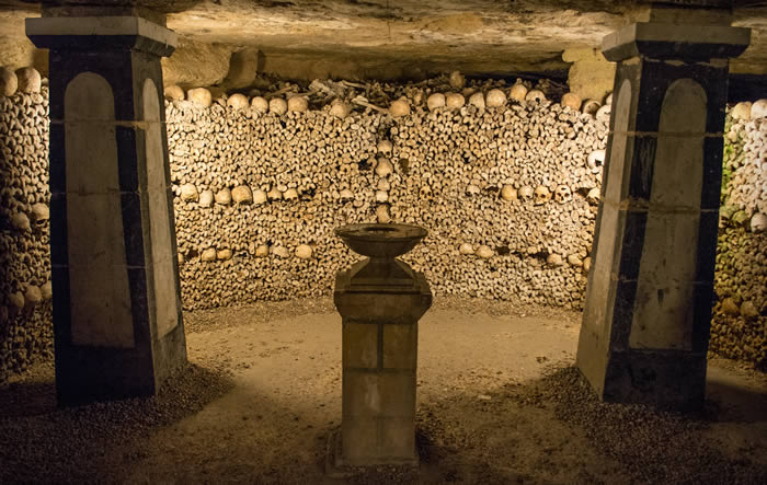 Montparnasse les catacombes de Paris